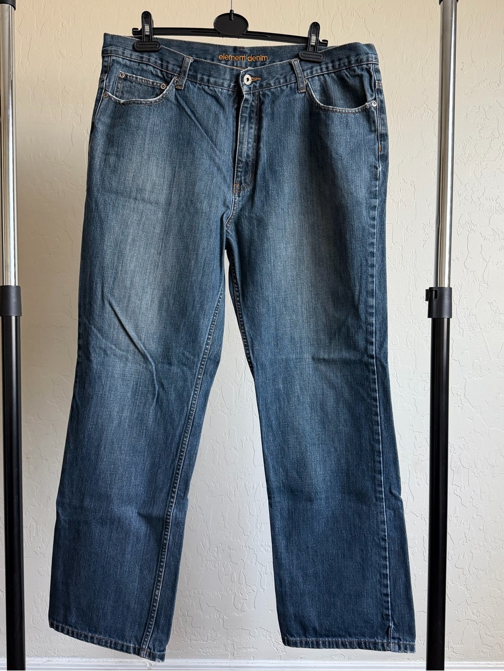 Element Men’s Straight Jeans in Faded Blue